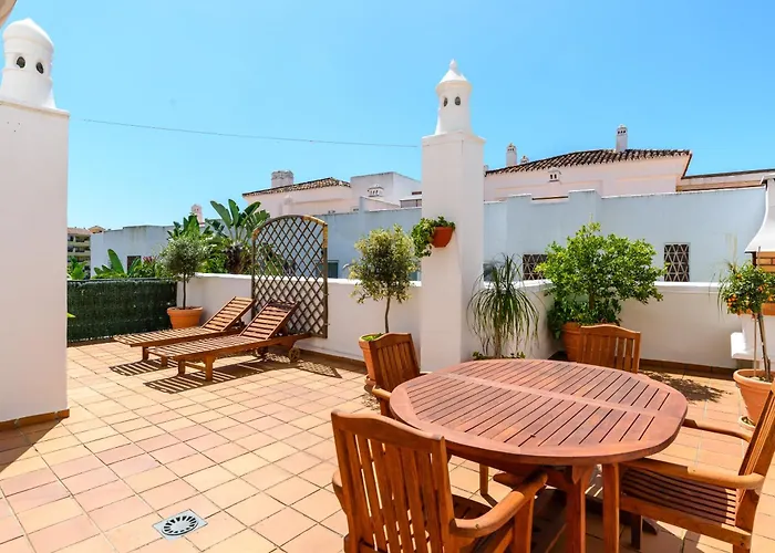 Golf Hills Apartment *