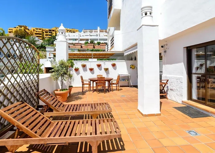 Golf Hills Естепона