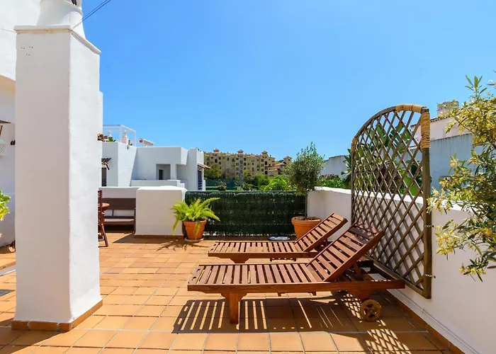 Golf Hills Apartment Estepona