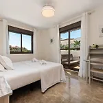 Golf Hills Apartamento